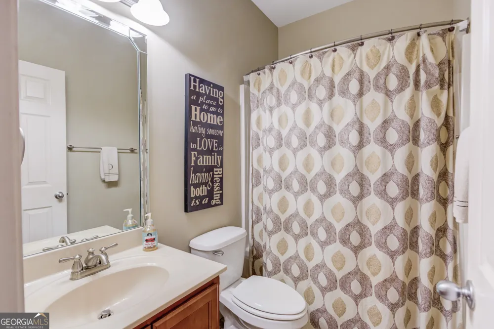 1433 Henderson Ridge LN Loganville, GA 30052