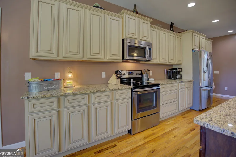 5649 Hightower TRL SE Social Circle, GA 30025
