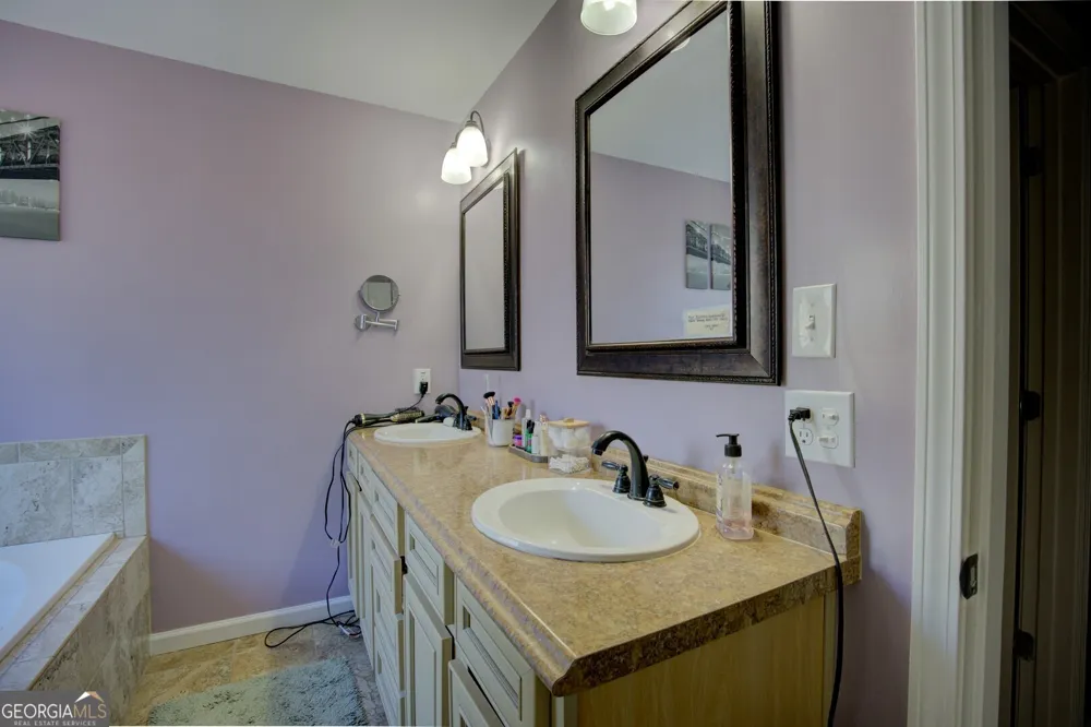 5649 Hightower TRL SE Social Circle, GA 30025