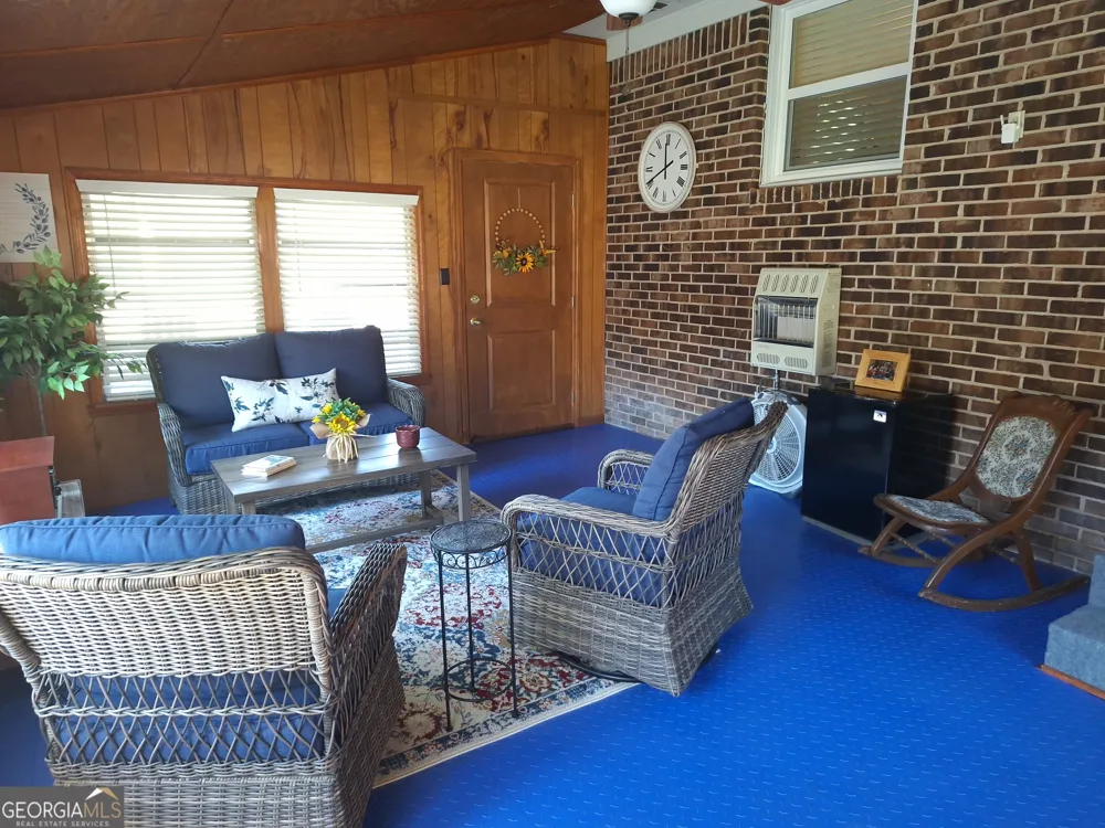 600 Parkwood LN Cedartown, GA 30125