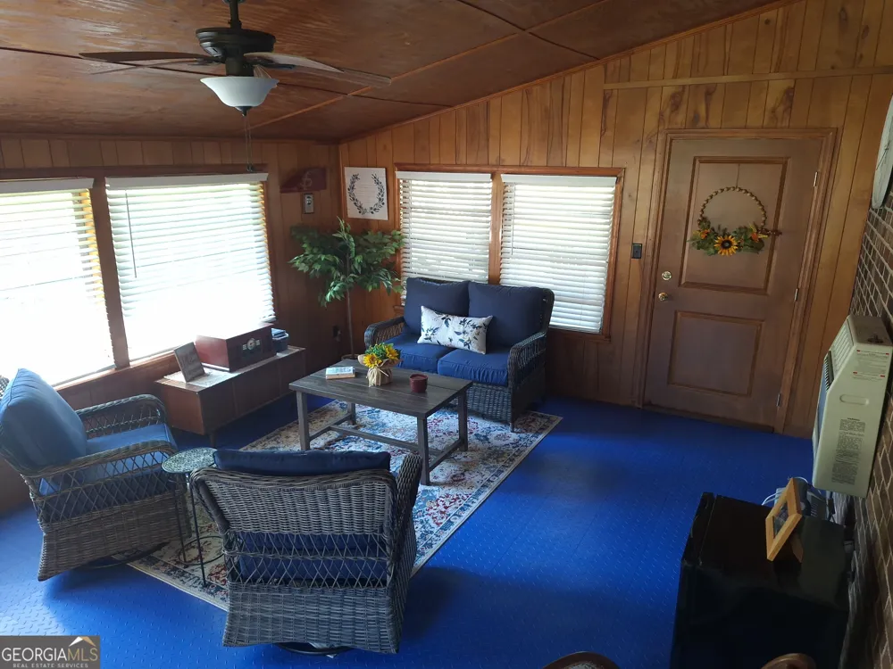 600 Parkwood LN Cedartown, GA 30125