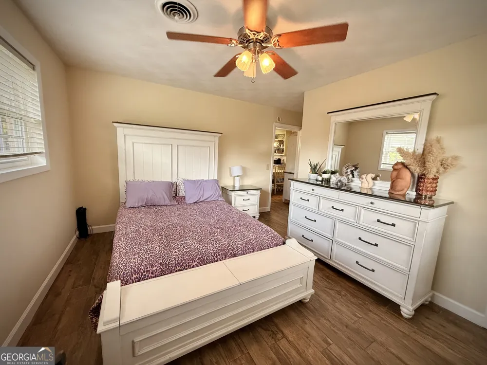 396 Douglas HWY Hazlehurst, GA 31539
