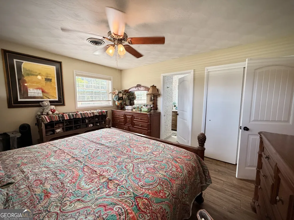 396 Douglas HWY Hazlehurst, GA 31539