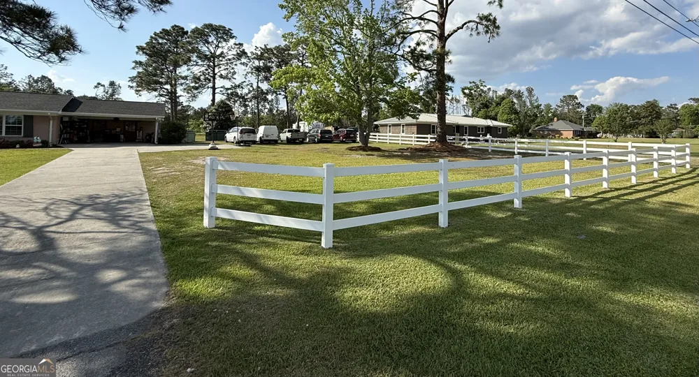 396 Douglas HWY Hazlehurst, GA 31539