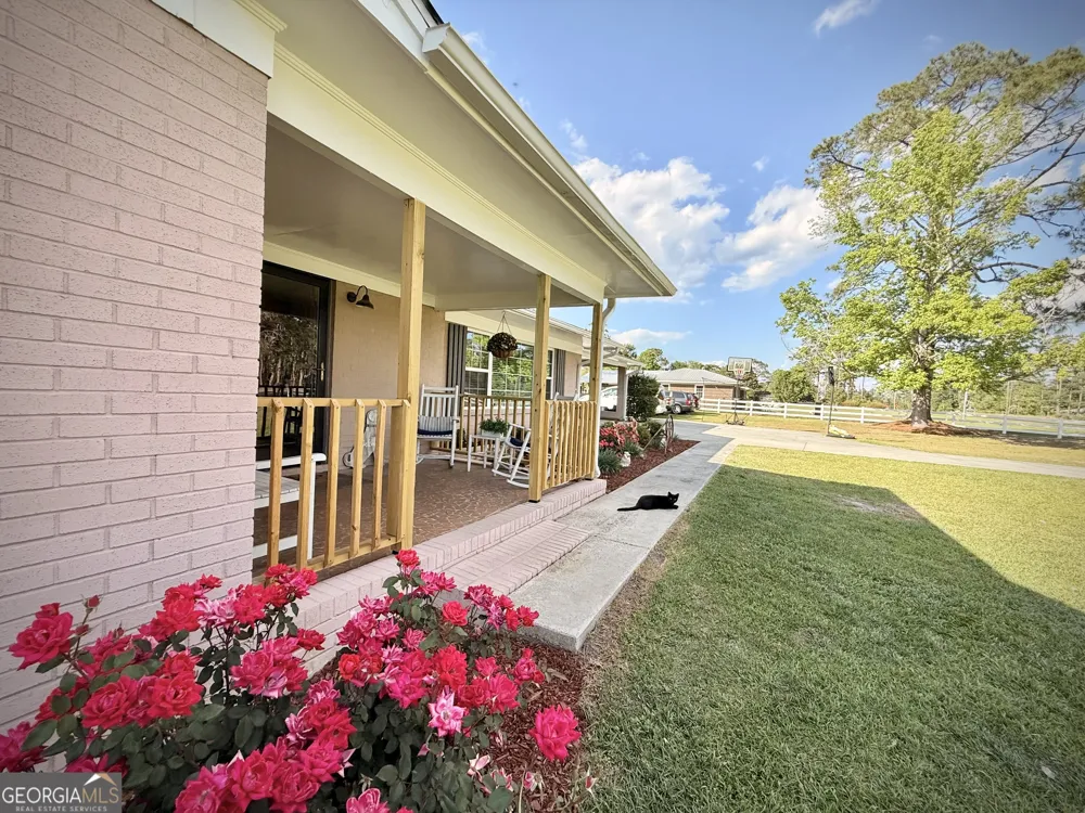 396 Douglas HWY Hazlehurst, GA 31539