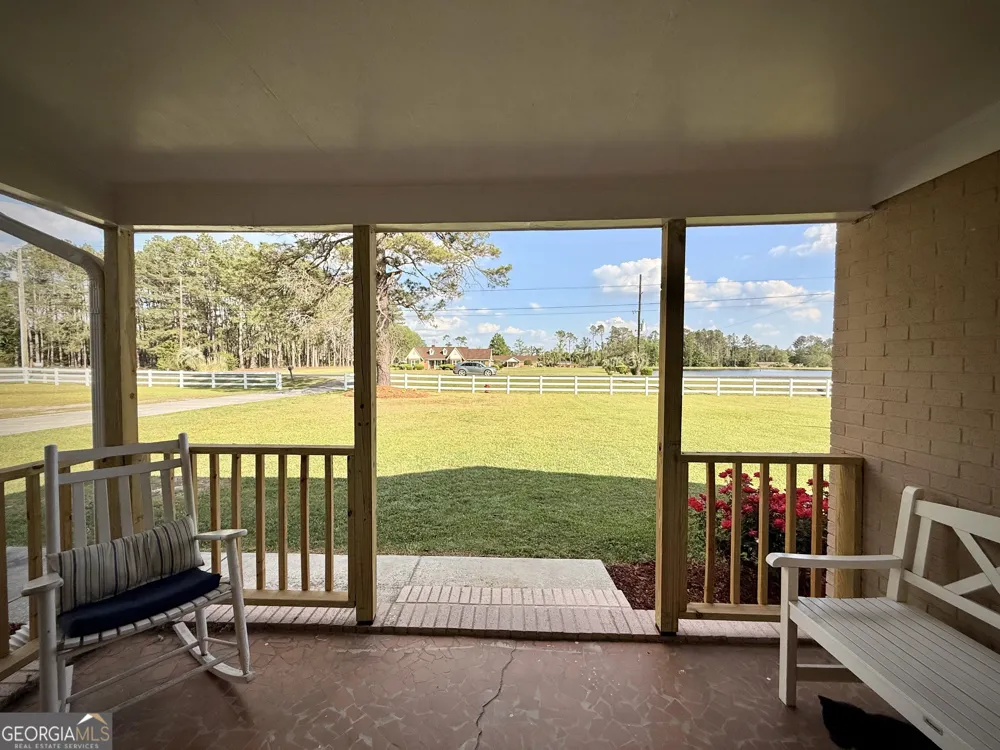 396 Douglas HWY Hazlehurst, GA 31539