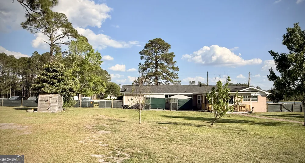 396 Douglas HWY Hazlehurst, GA 31539