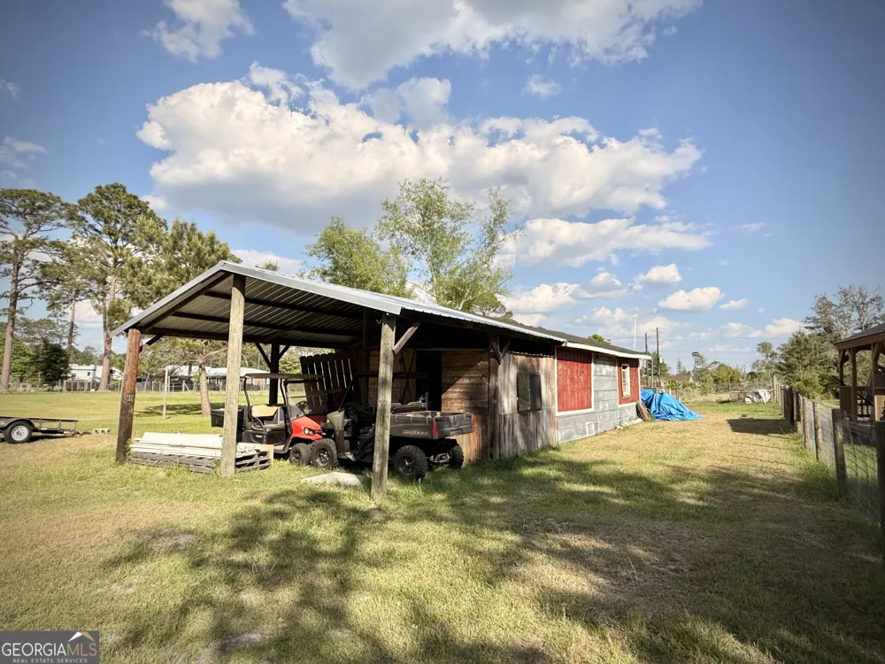 396 Douglas HWY Hazlehurst, GA 31539