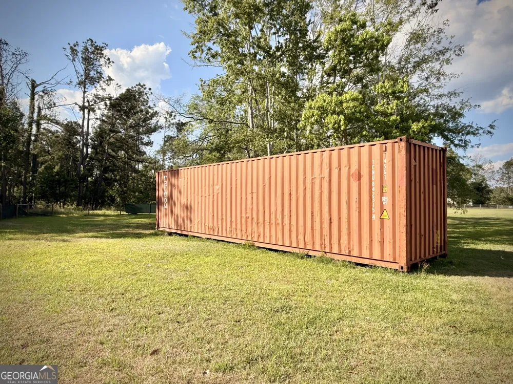 396 Douglas HWY Hazlehurst, GA 31539