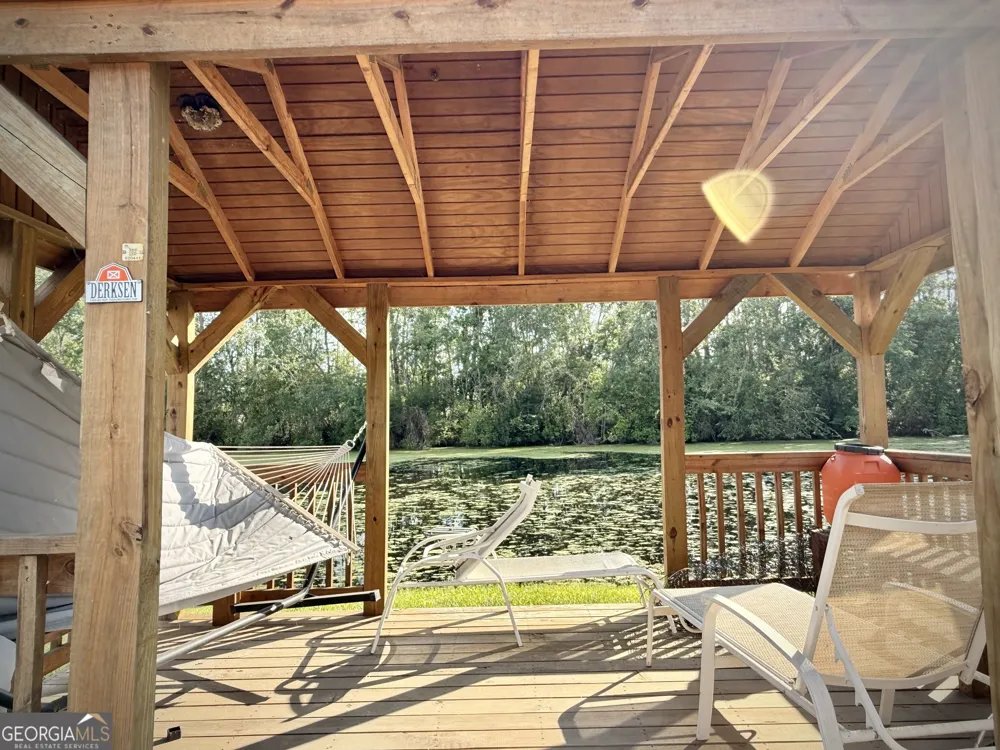 396 Douglas HWY Hazlehurst, GA 31539