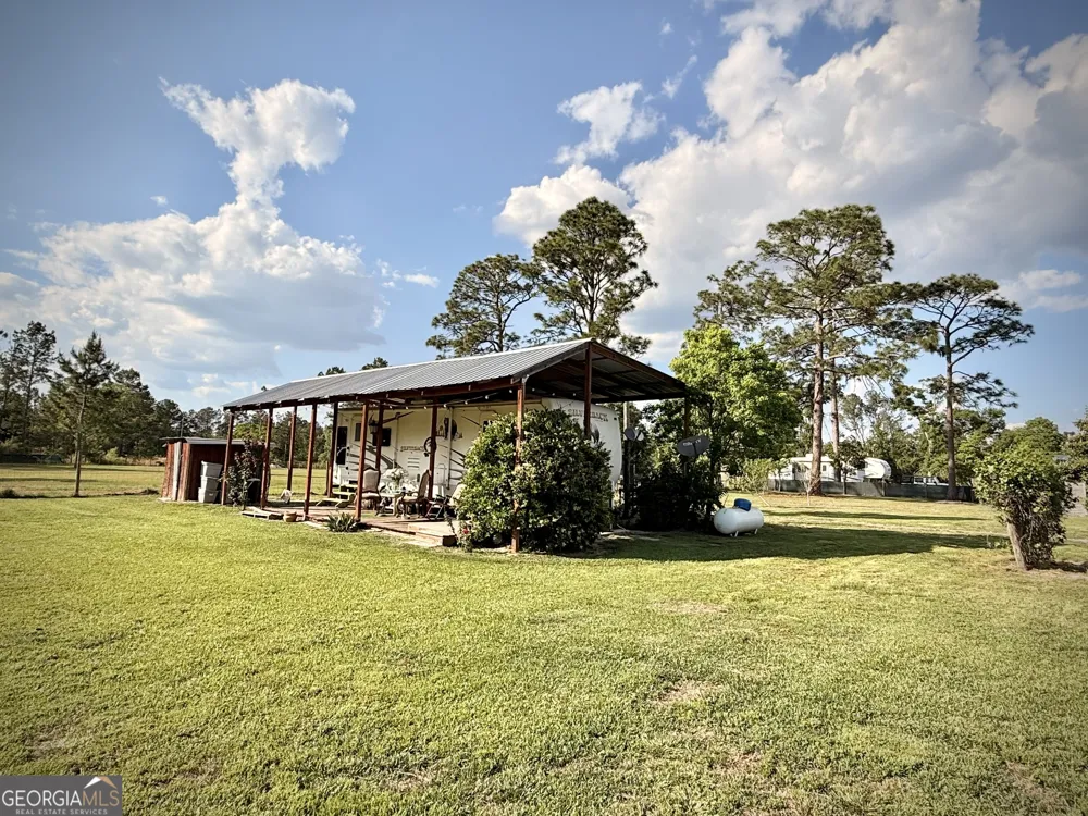 396 Douglas HWY Hazlehurst, GA 31539