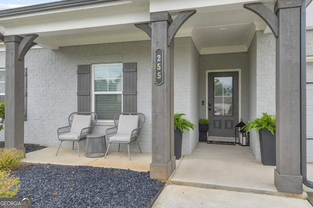 255 Sandhill LN Jefferson, GA 30549