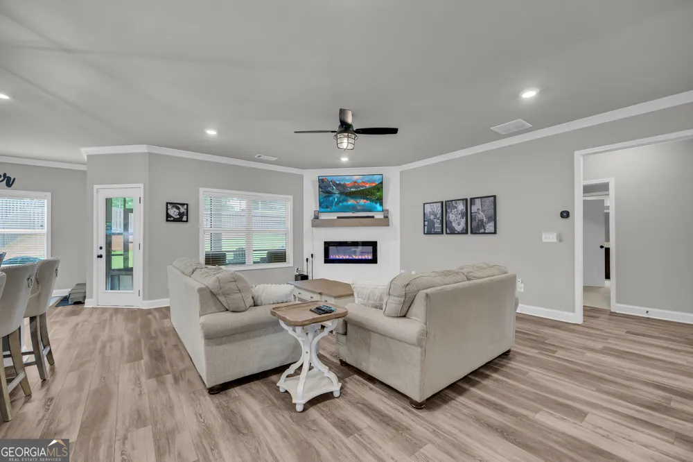 255 Sandhill LN Jefferson, GA 30549