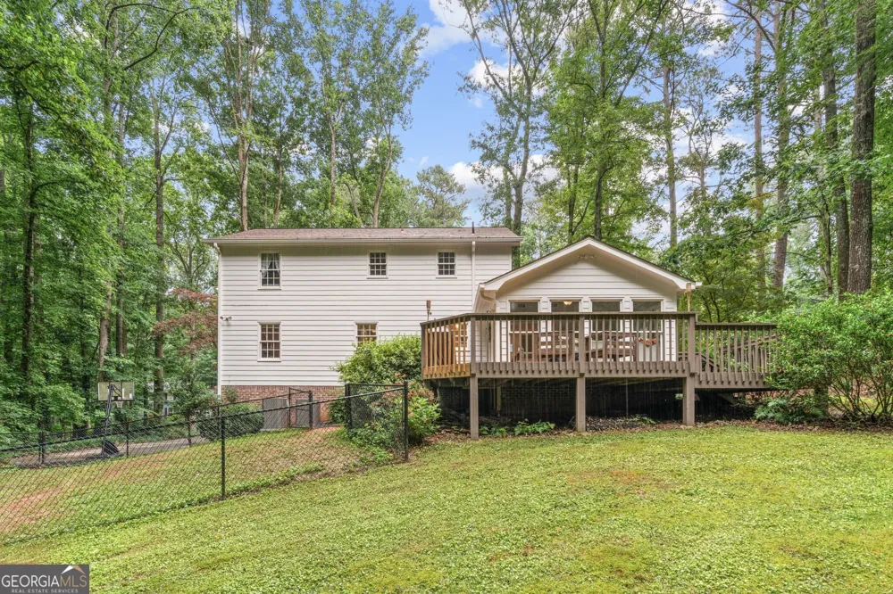 60 Camp DR Carrollton, GA 30117