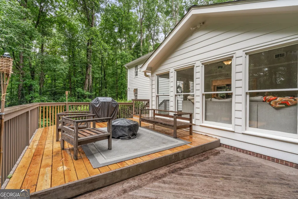 60 Camp DR Carrollton, GA 30117