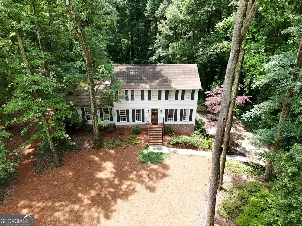 60 Camp DR Carrollton, GA 30117