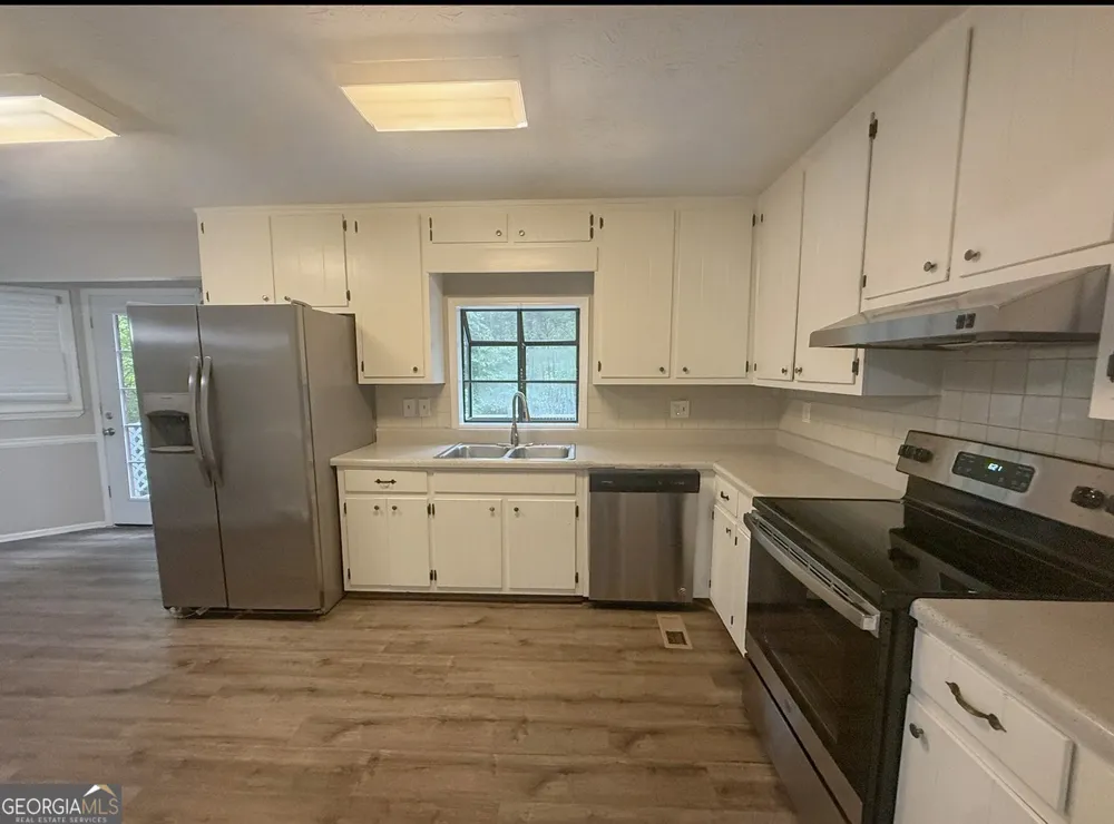 105 Arbour RUN Suwanee, GA 30024