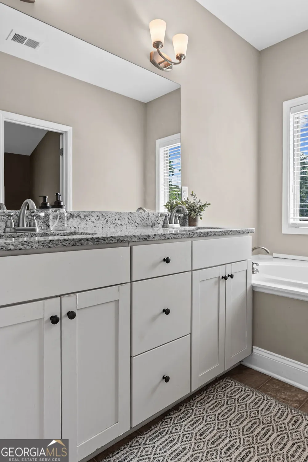 5411 Hightower TRL Oxford, GA 30054