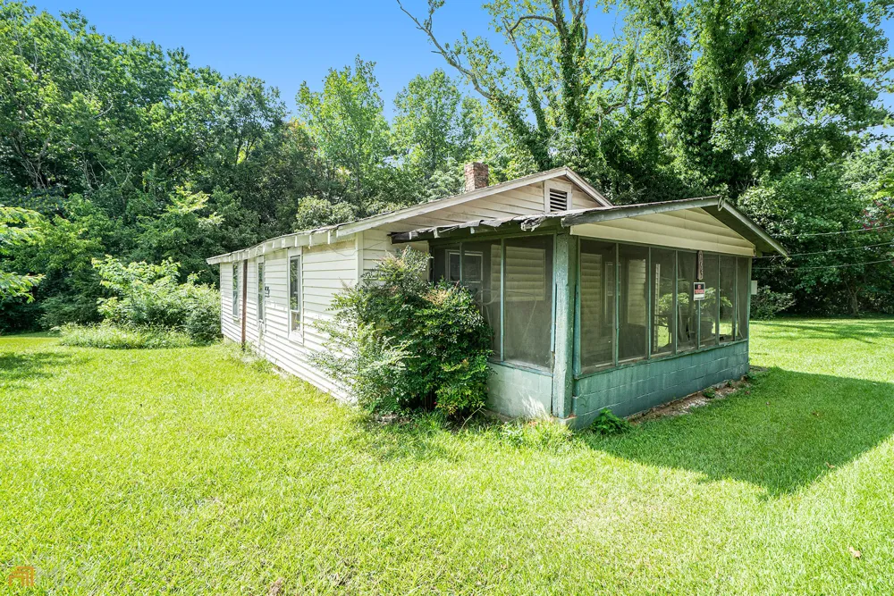 155 Tye ST Stockbridge, GA 30281
