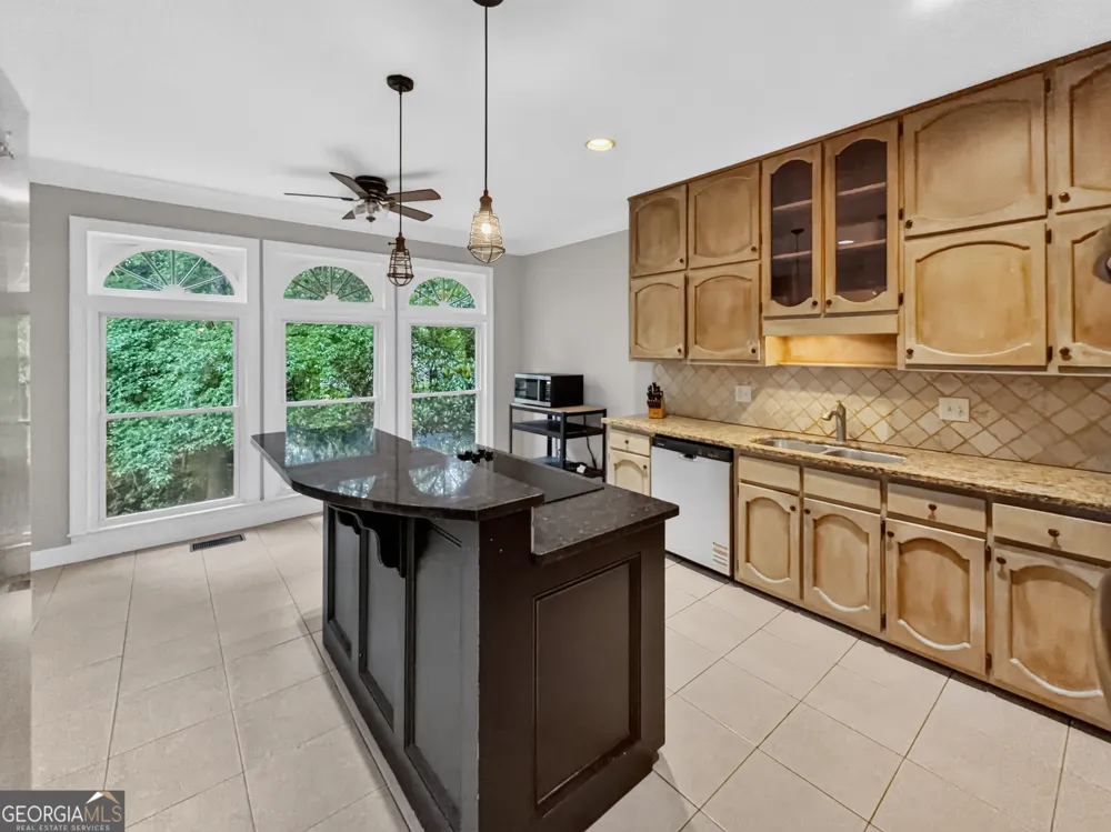 208 Melrah HL Peachtree City, GA 30269