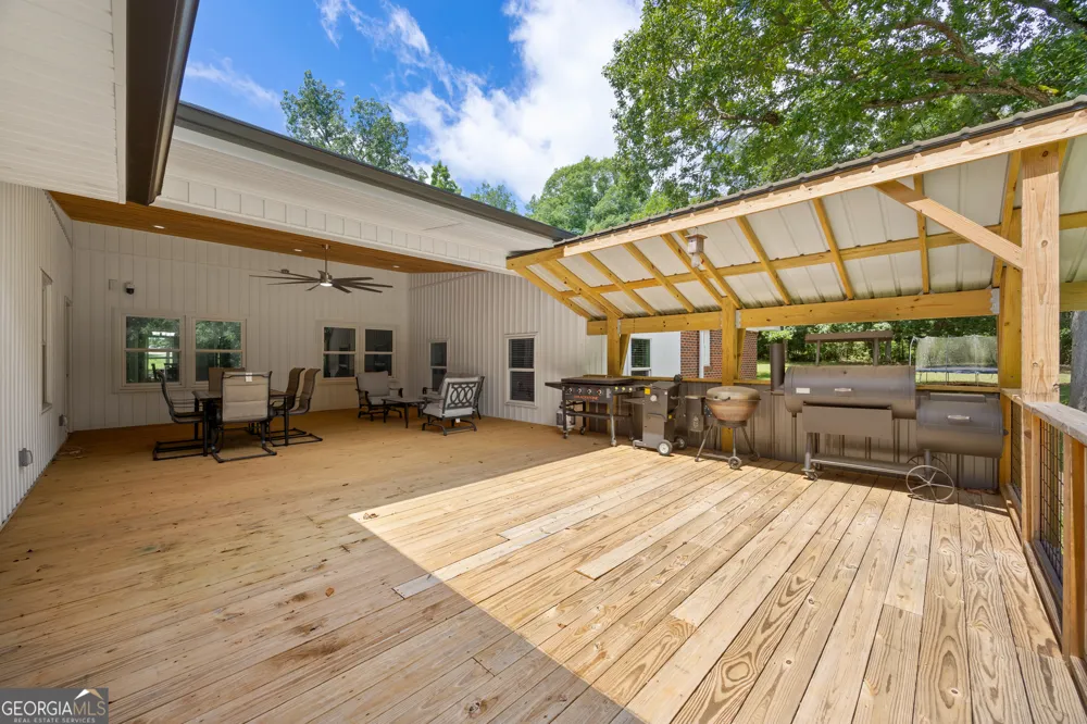 104 E Oak ST Luthersville, GA 30251