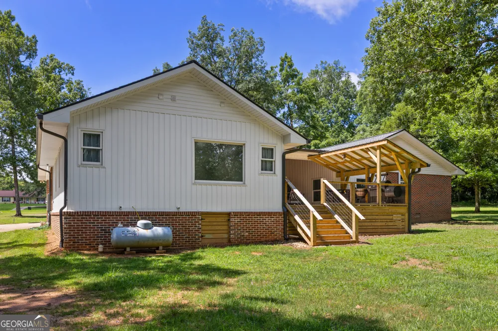 104 E Oak ST Luthersville, GA 30251