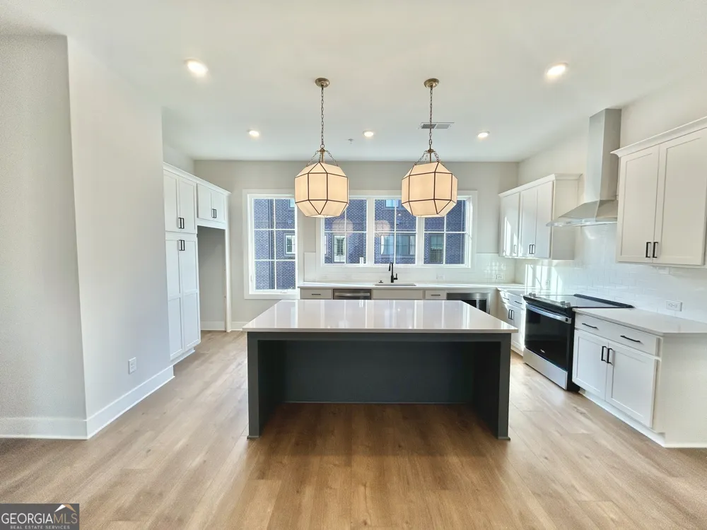 2628 Mackintosh CT Brookhaven, GA 30319