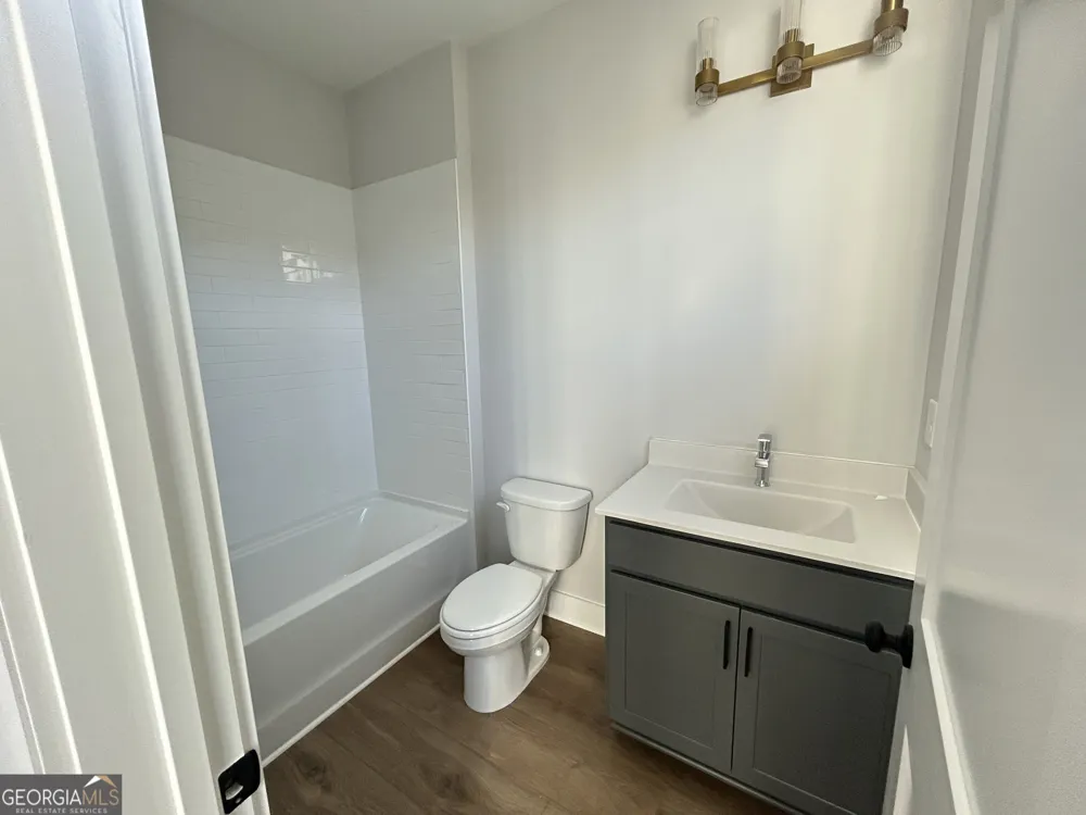2628 Mackintosh CT Brookhaven, GA 30319