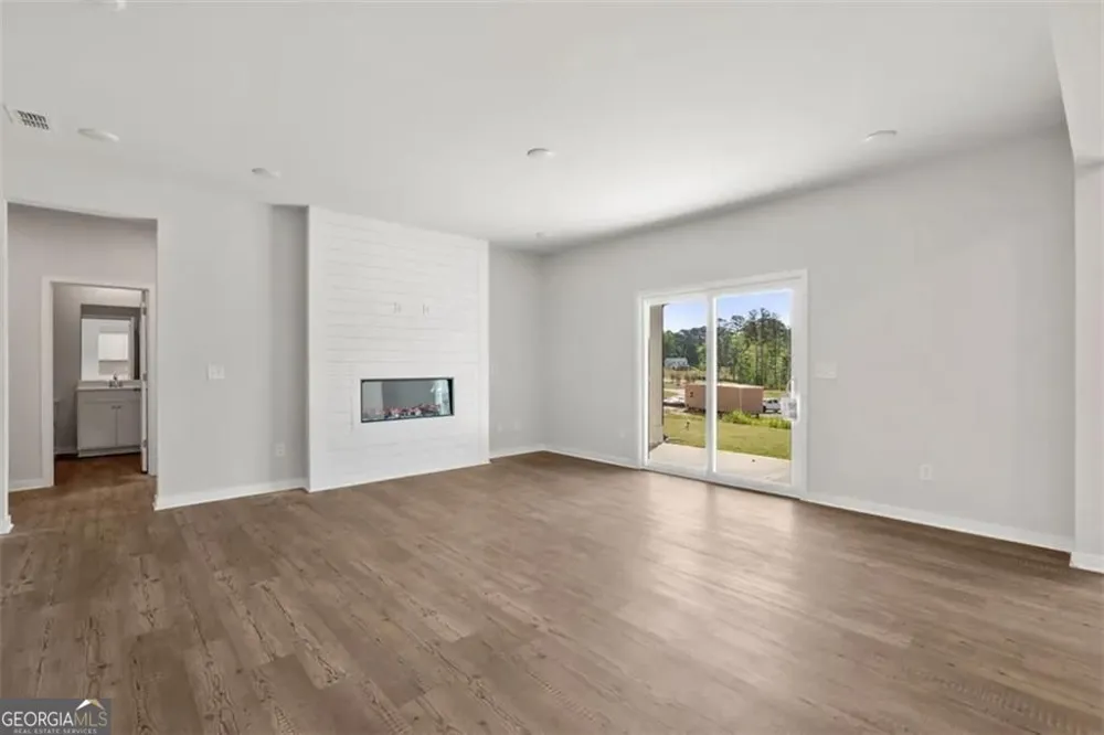 5590 Rosehall PL South Fulton, GA 30349