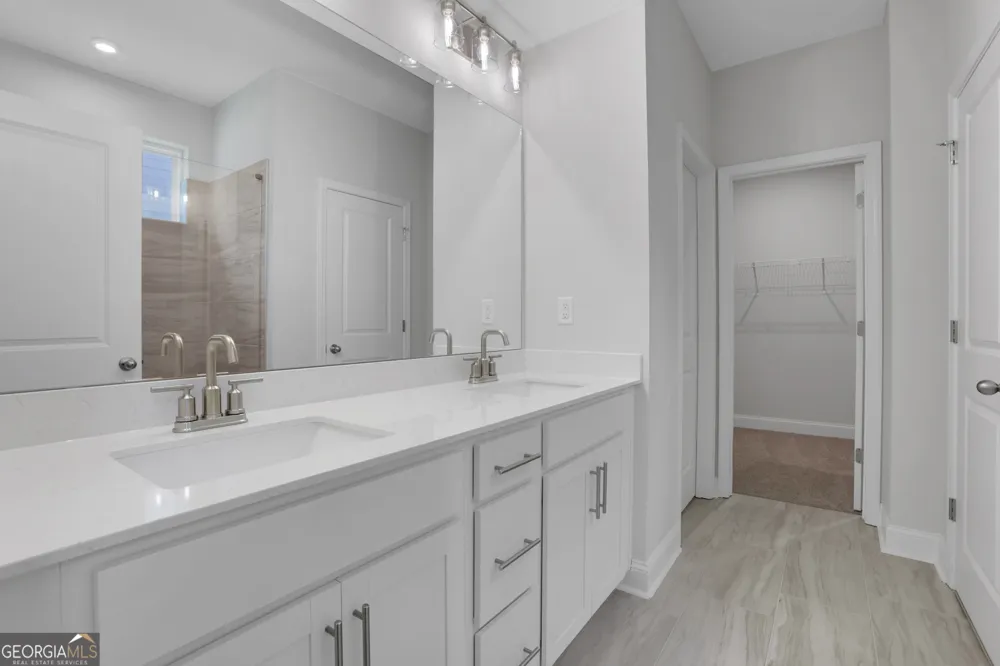155 Henley ST Canton, GA 30114