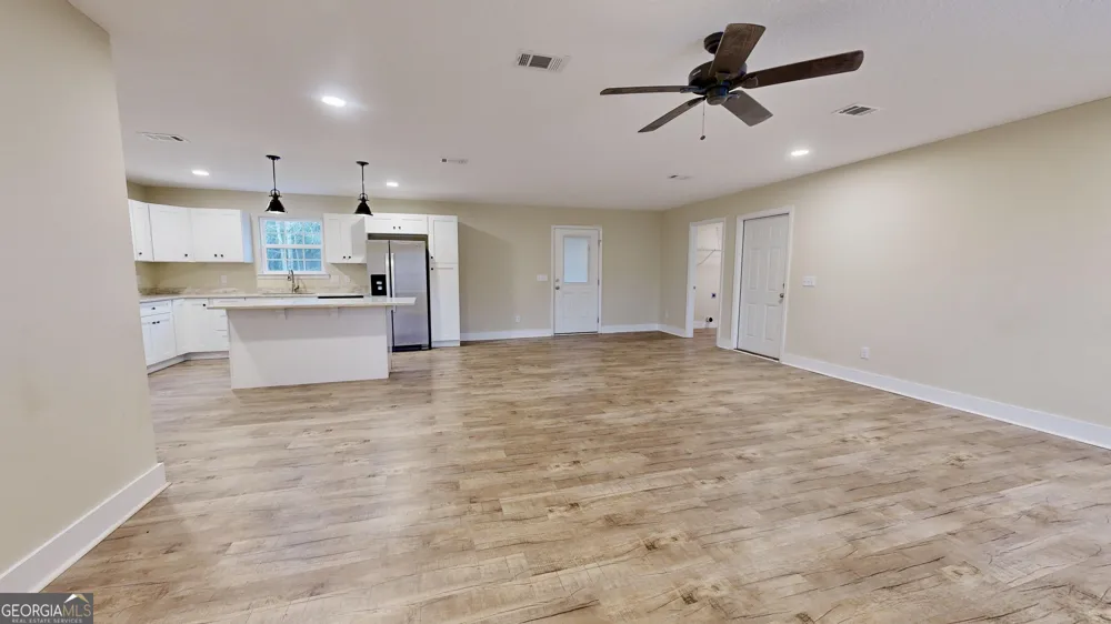 4756 Otter Creek CIR Blackshear, GA 31516