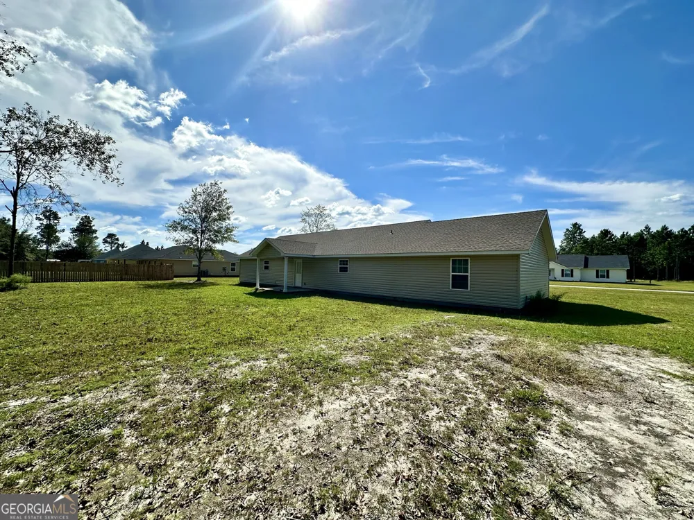 4756 Otter Creek CIR Blackshear, GA 31516