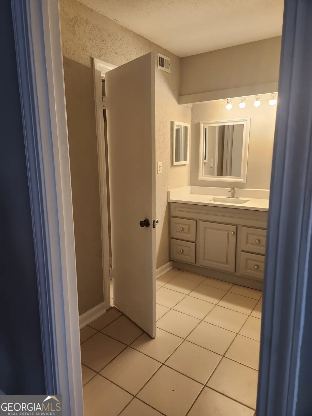 94 Rue Fontaine Lithonia, GA 30038