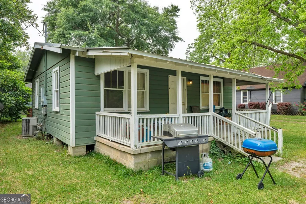 512 Oakland AVE Cordele, GA 31015