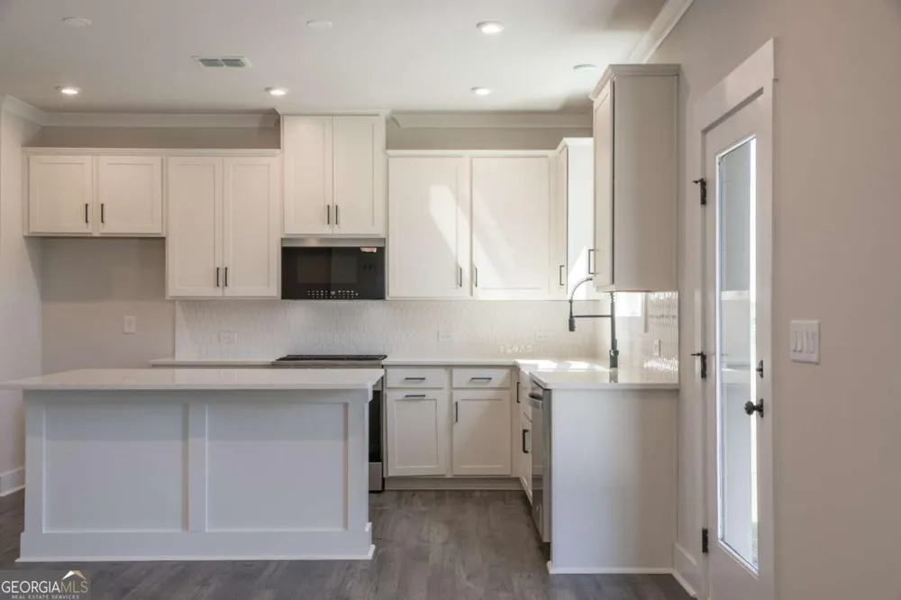 307 William Gossett DR Canton, GA 30114