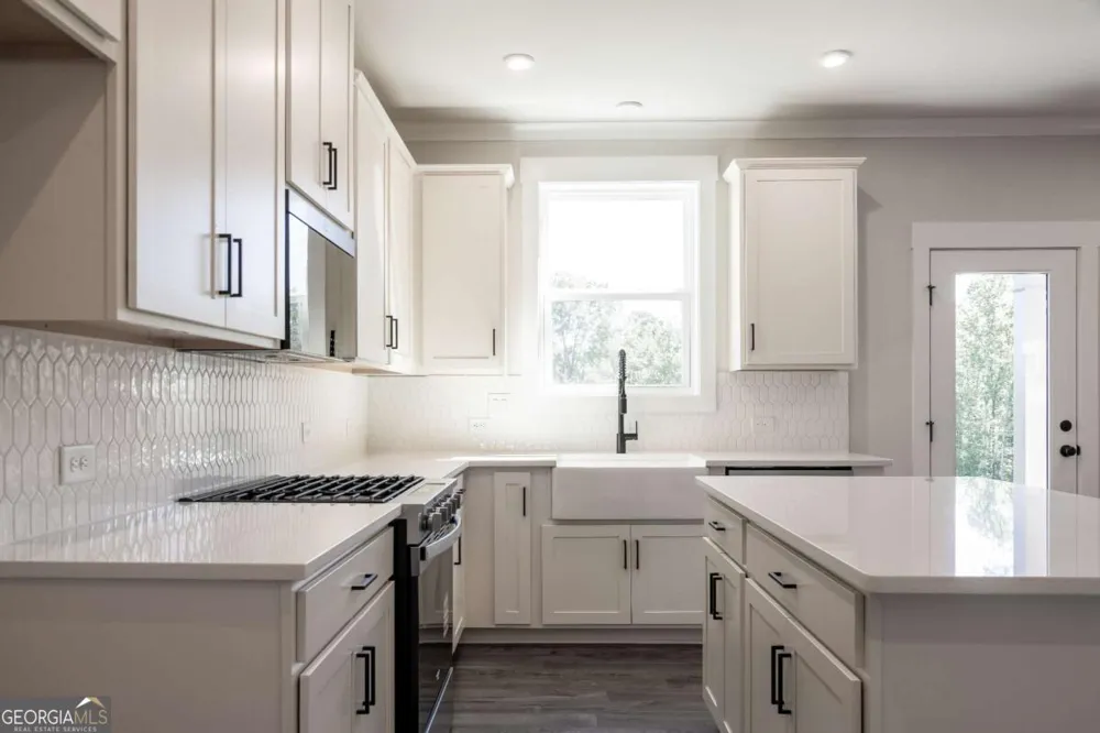307 William Gossett DR Canton, GA 30114