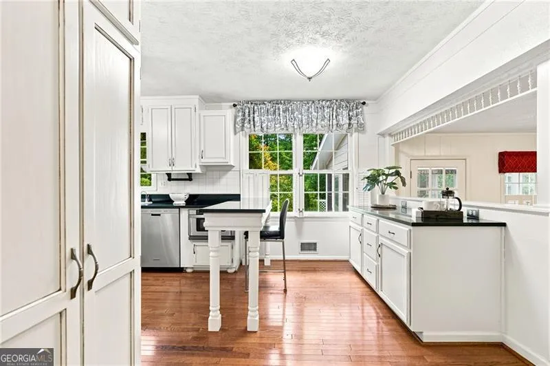 11555 Northgate WAY Roswell, GA 30075