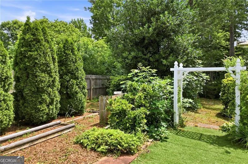 11555 Northgate WAY Roswell, GA 30075