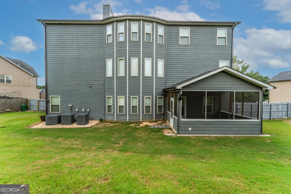 606 Shoshone CIR Kathleen, GA 31047