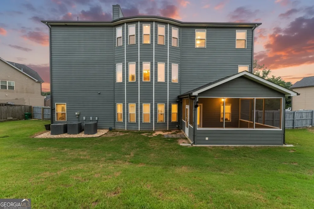 606 Shoshone CIR Kathleen, GA 31047