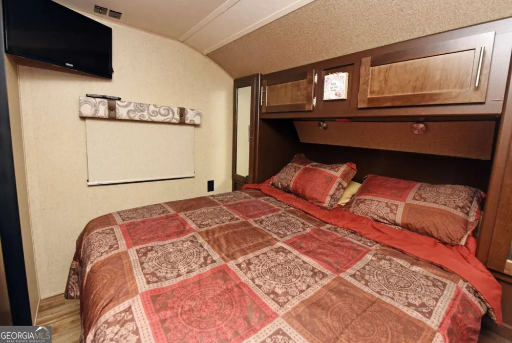 98 Heavenly DR Blairsville, GA 30512