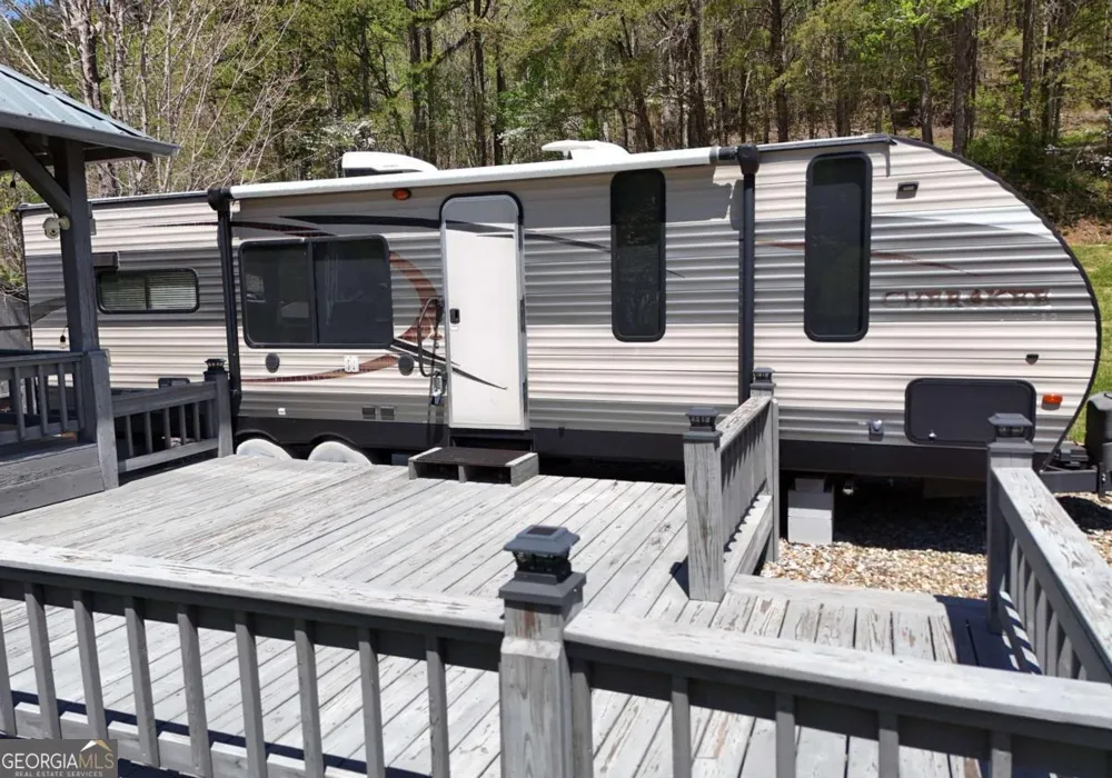 98 Heavenly DR Blairsville, GA 30512