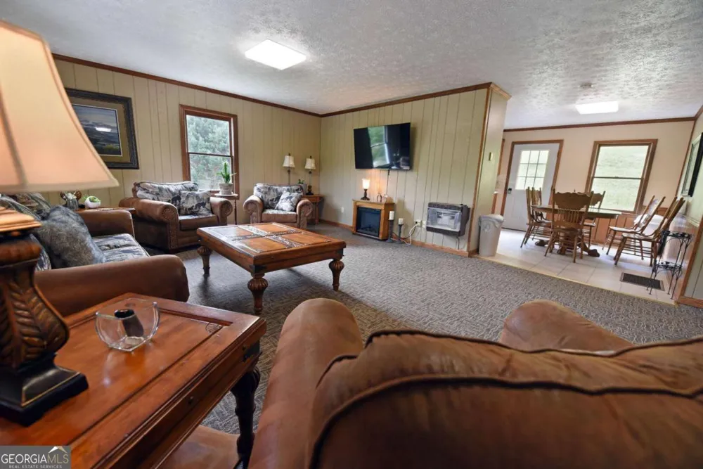 98 Heavenly DR Blairsville, GA 30512