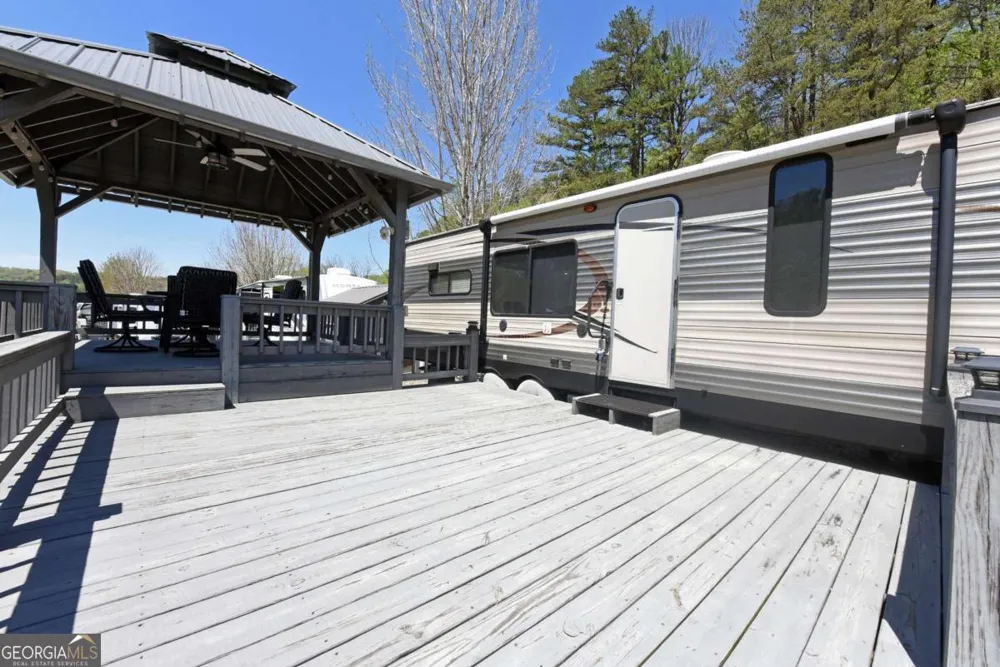 98 Heavenly DR Blairsville, GA 30512