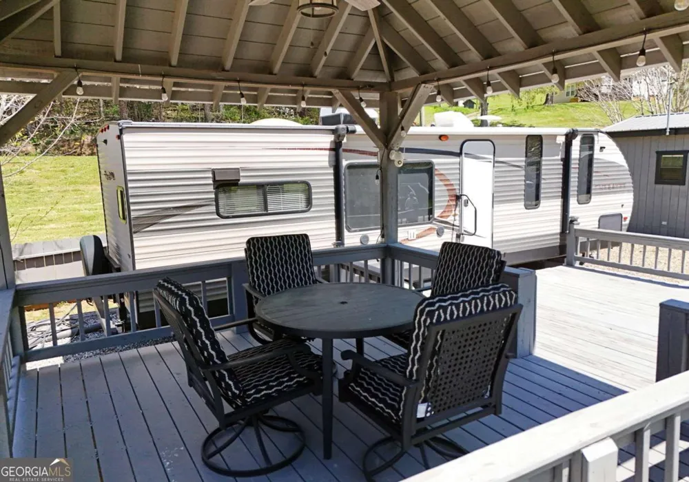 98 Heavenly DR Blairsville, GA 30512