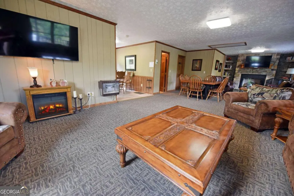 98 Heavenly DR Blairsville, GA 30512