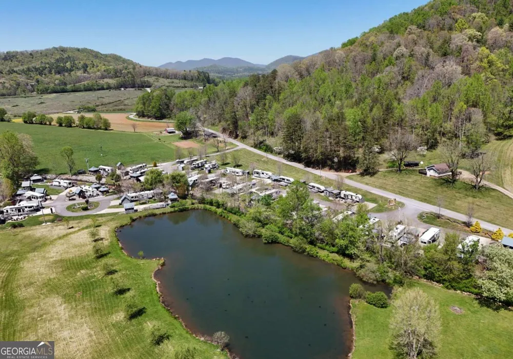 98 Heavenly DR Blairsville, GA 30512