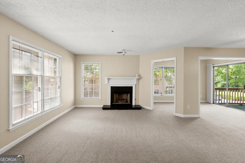 2517 Vineyard WAY SE Smyrna, GA 30082