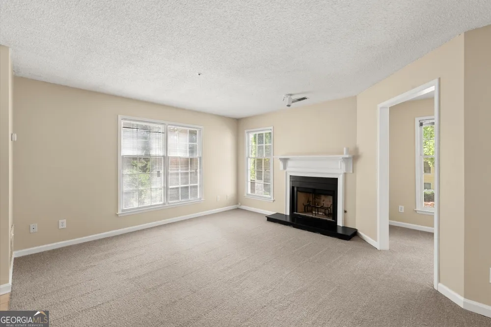 2517 Vineyard WAY SE Smyrna, GA 30082