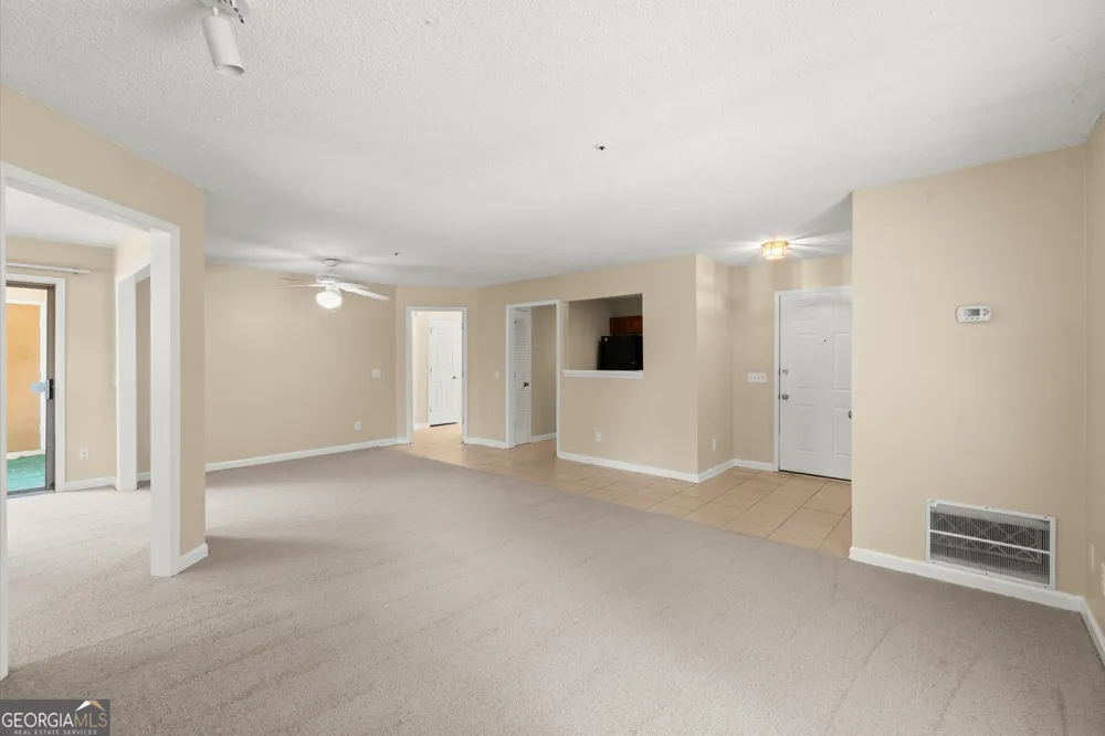 2517 Vineyard WAY SE Smyrna, GA 30082